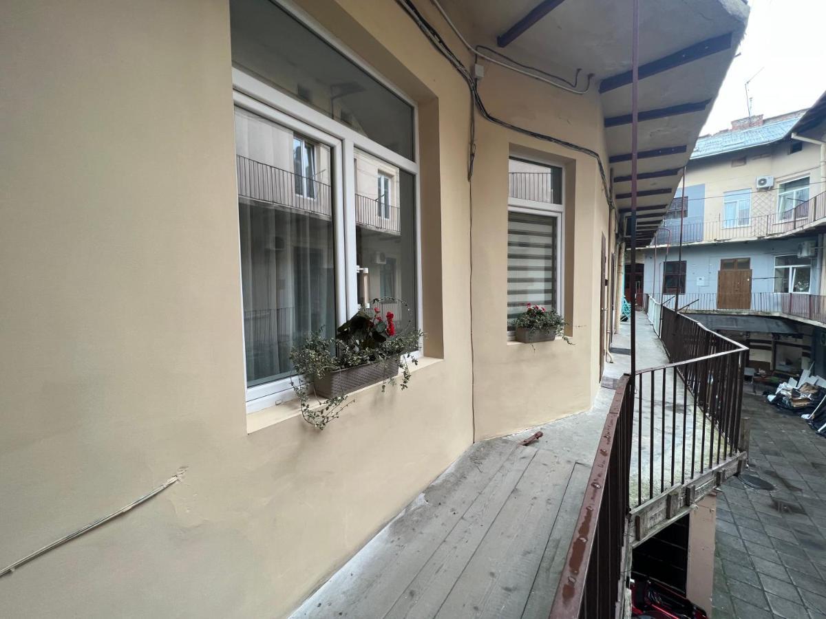 Cozy Apartment Near The Lviv National Opera Екстериор снимка